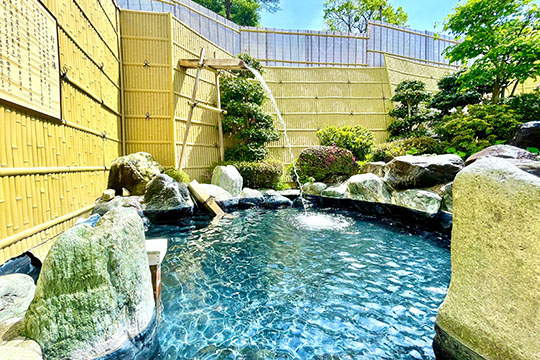 打たせ湯2F